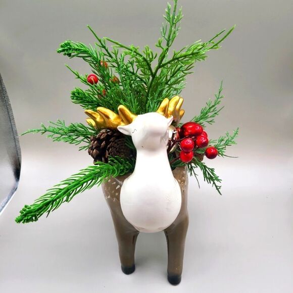Reindeer Holiday Floral Arrangement - Picture 3 of 6